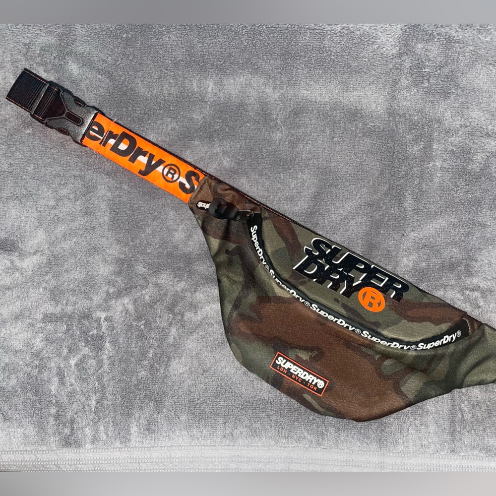 Superdry Men’s Crossbody Bag